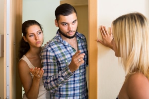 Bedrohung gemäß § 241 StGB: Relativ neu ist, dass auch Vergehen Inhalt der Drohung sein können.