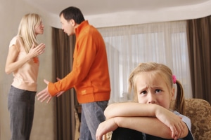 Häusliche Gewalt: Kinder leiden zumindest immer indirekt unter der Situation.