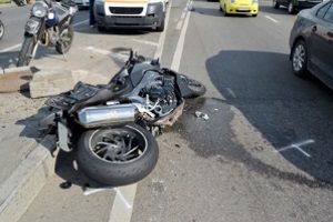 Motorradunfall: Wann Schmerzensgeld fällig wird, hängt vom Verletzungsgrad ab.