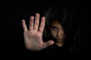 Schutzaltersgrenzen im Sexualstrafrecht: Sexuelle Handlungen mit Minderjährigen unter 14 Jahren sind immer strafbar.